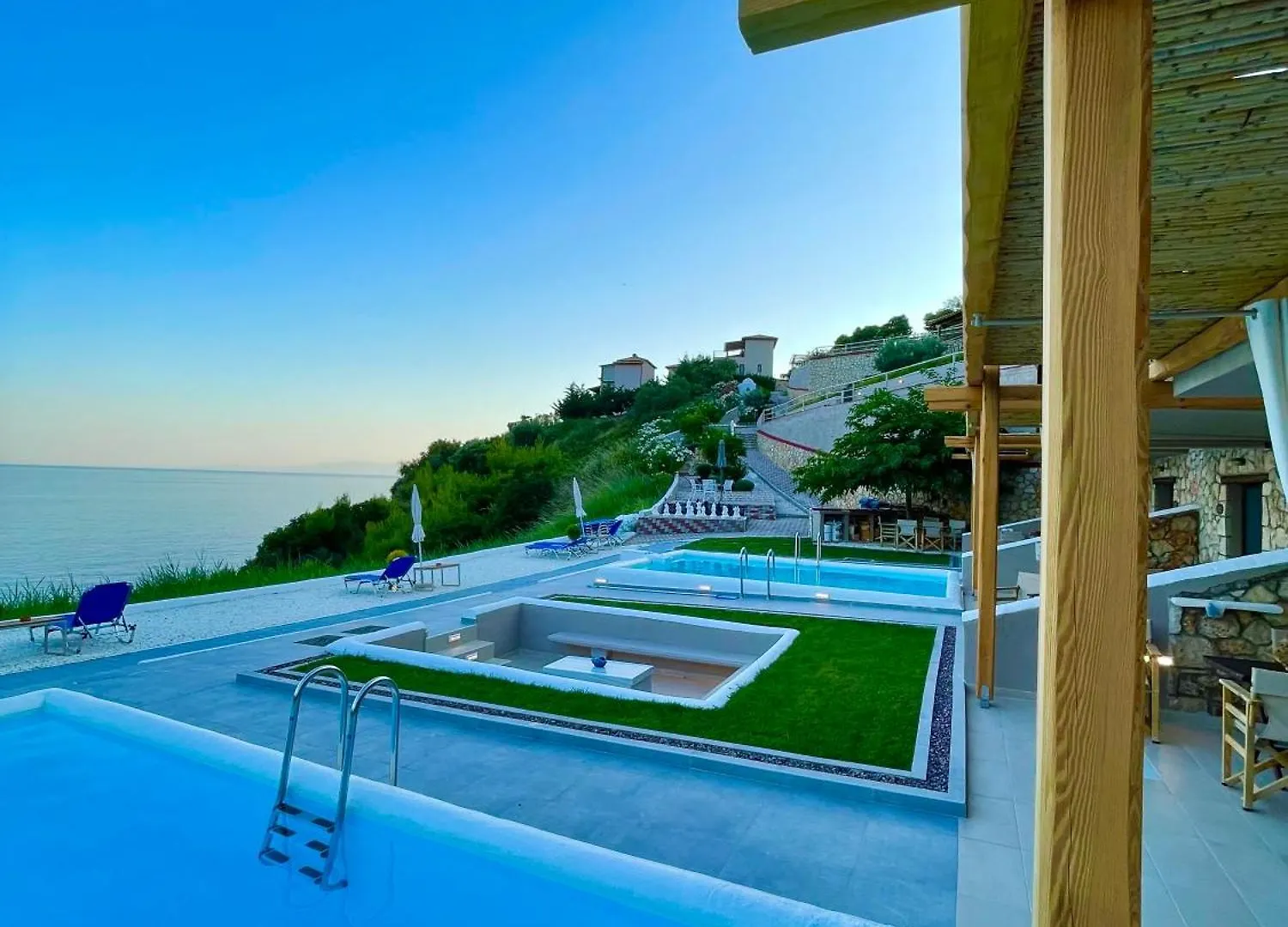 Koumaros Aparthotel Agia Paraskevi  Griekenland
