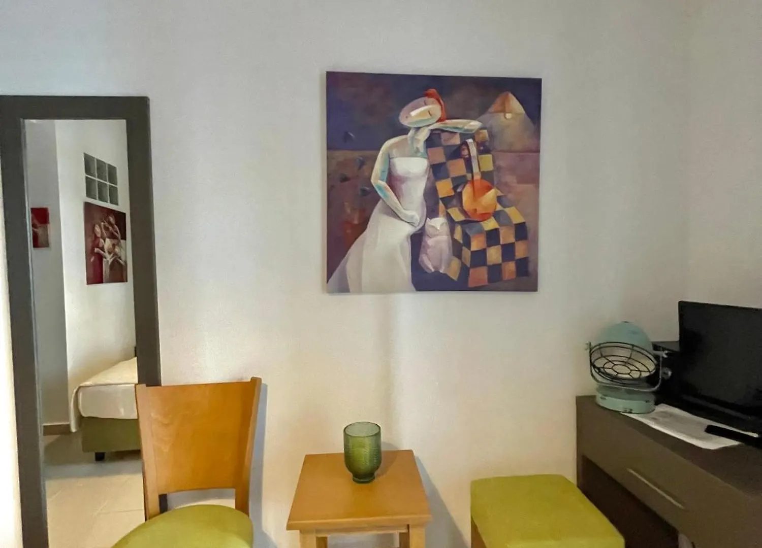Koumaros Aparthotel Agia Paraskevi