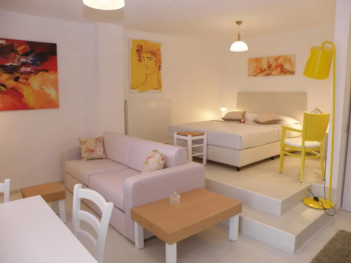 Koumaros Aparthotel Agia Paraskevi