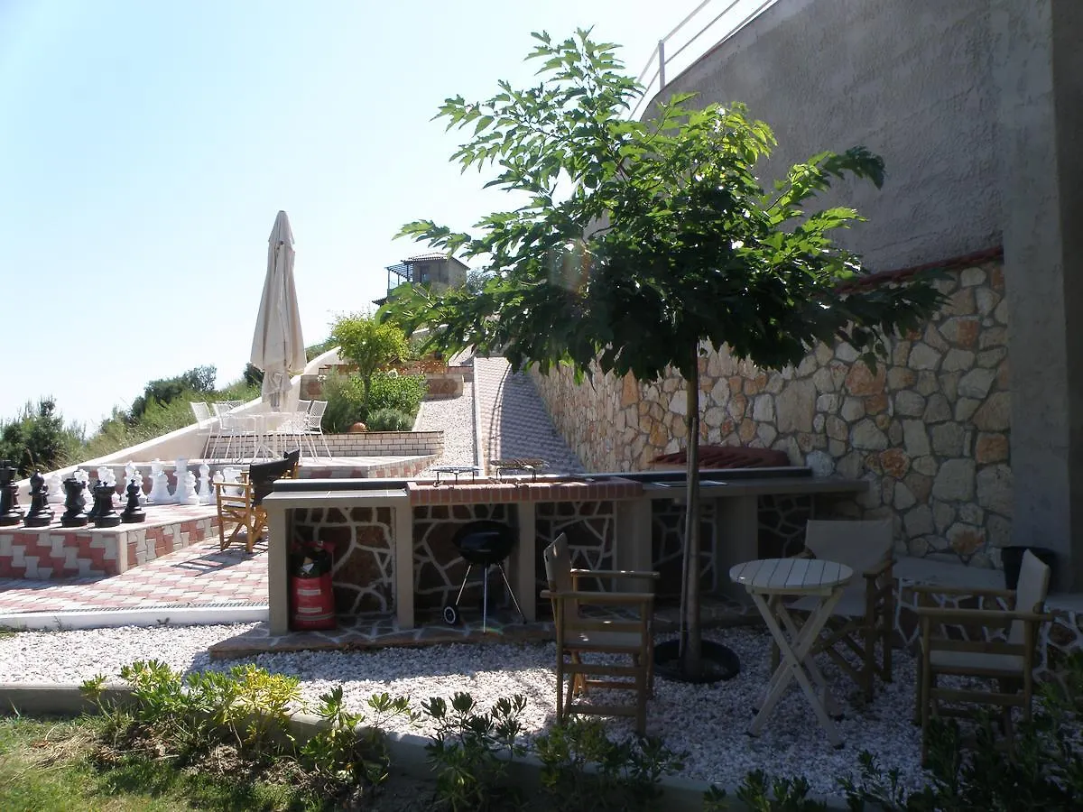 Koumaros Aparthotel Agia Paraskevi
