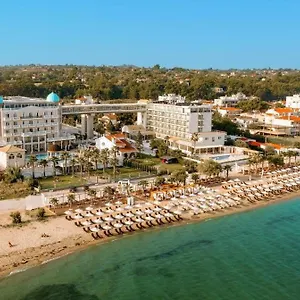Hotel Santa, Agía Triás