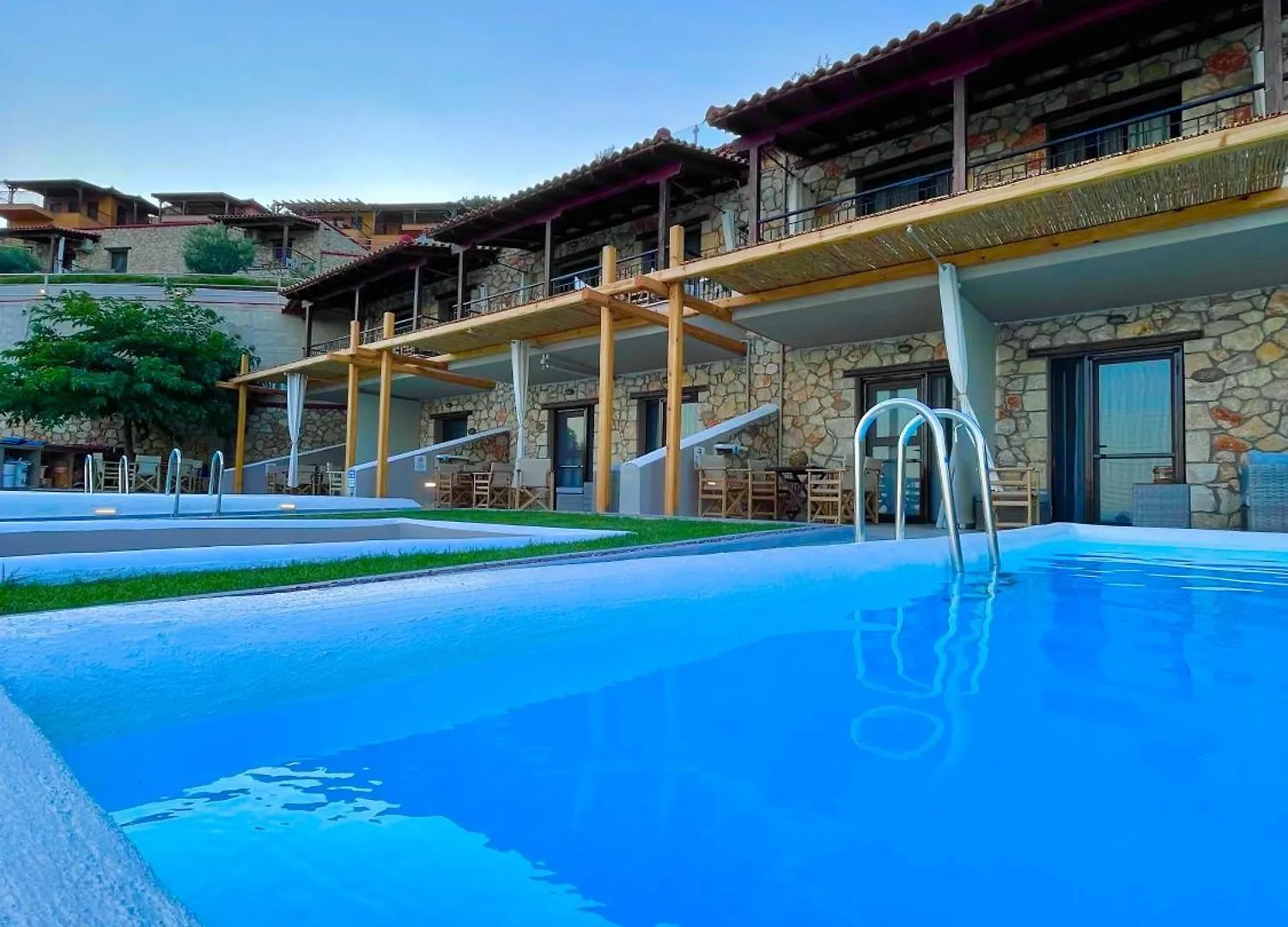 **  Koumaros Aparthotel Greece